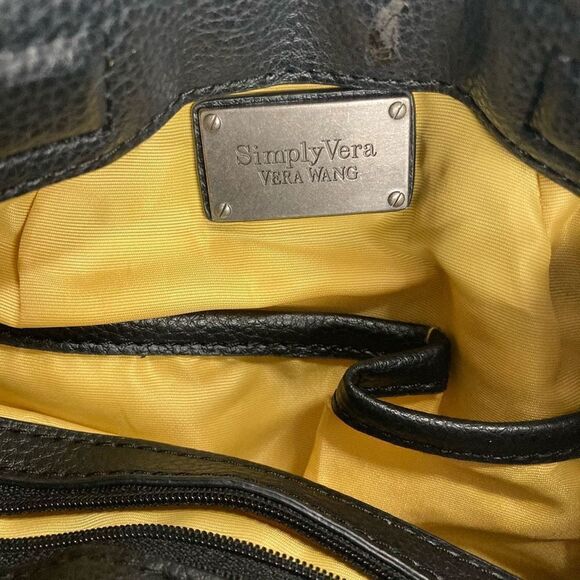 SIMPLY VERA Vera Wang Shoulder Signature Bag Black With Gold Lining Size 13X7.75 - Picture 7 of 11